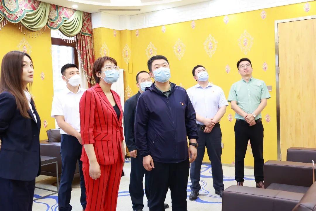 盈科黨建|內蒙古自治區教育廳校外教育培訓監管處黨支部蒞臨盈科呼和浩特律所參觀交流