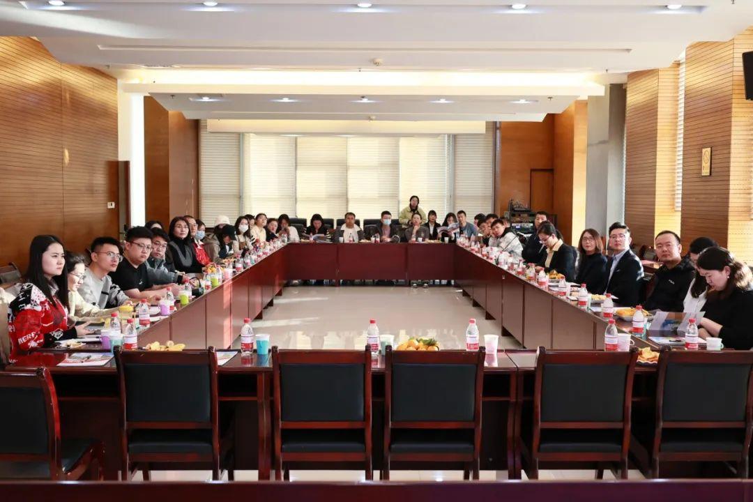 |內(nèi)蒙古財(cái)經(jīng)大學(xué)2023級MPA班參訪盈科呼和浩特律所開展教學(xué)實(shí)踐活動(dòng)